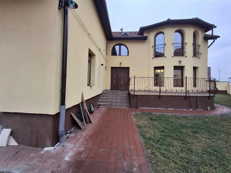 Spatiu birouri 6 incaperi garaj zona Tineretului - 16