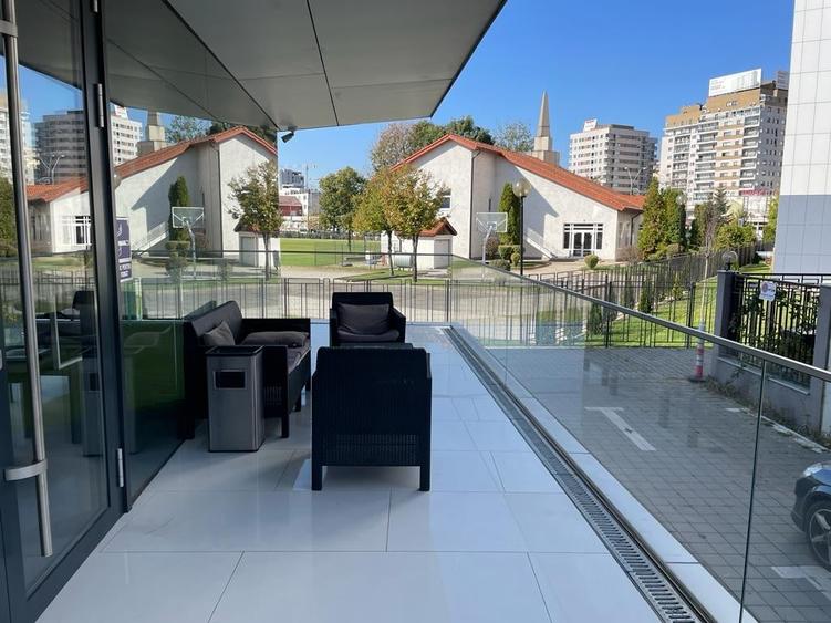 MIHAI BRAVU-TIMPURI NOI - 4