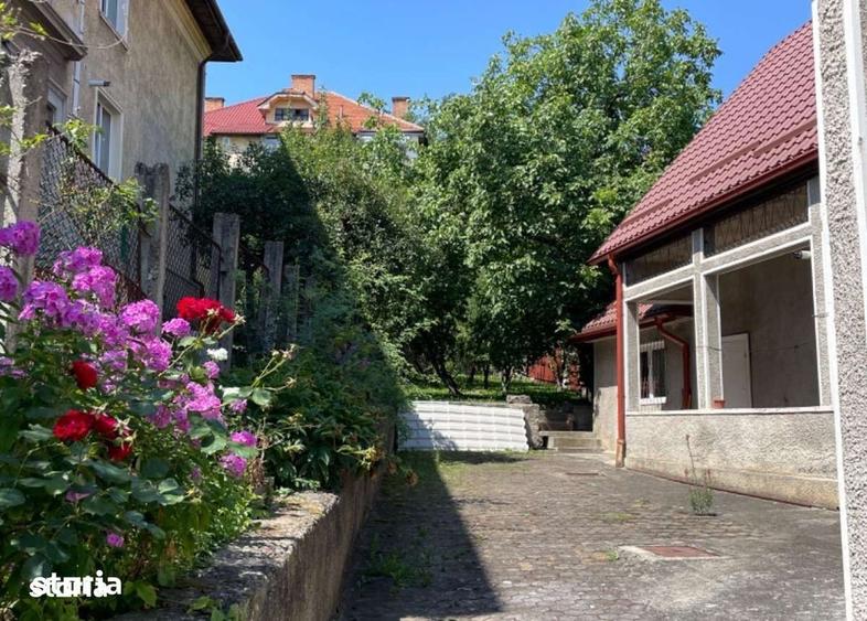 Casă cu 4 camere cu Teren 600 Mp în Centrul Istoric