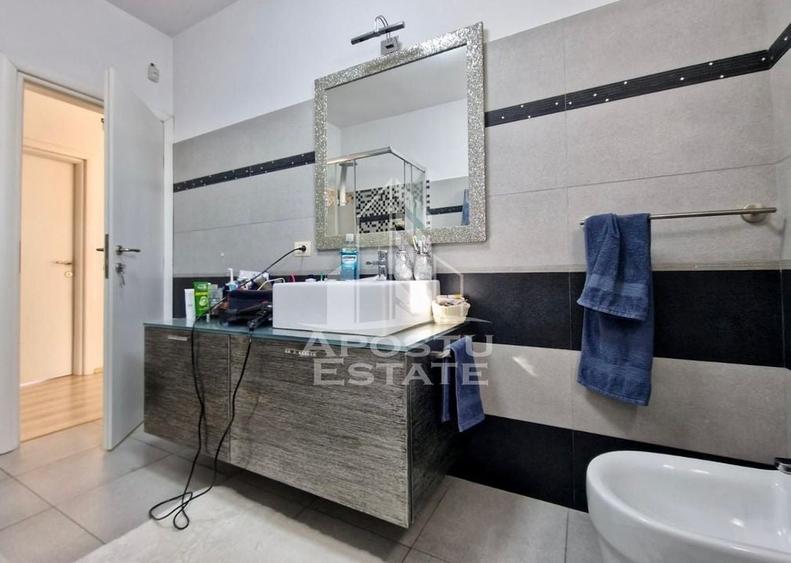 Vila cu terasa si piscina in Zadareni - 49