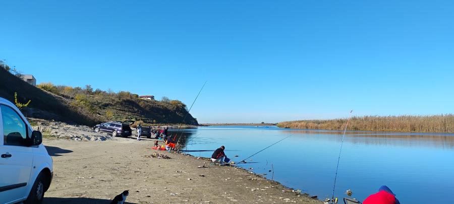 Vând casă batraneasca - 8