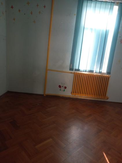 Vatra luminoasa , Maior Coravu - 2