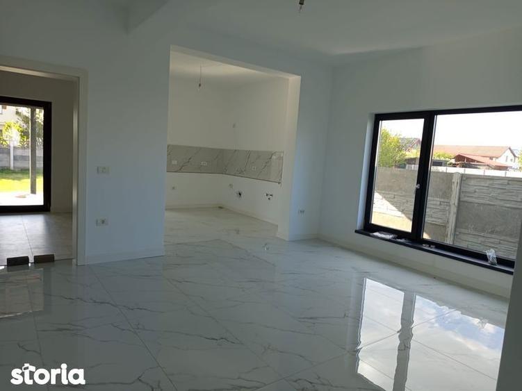 Vand duplex Parter vis a vis Valery Mosnita Noua - 1