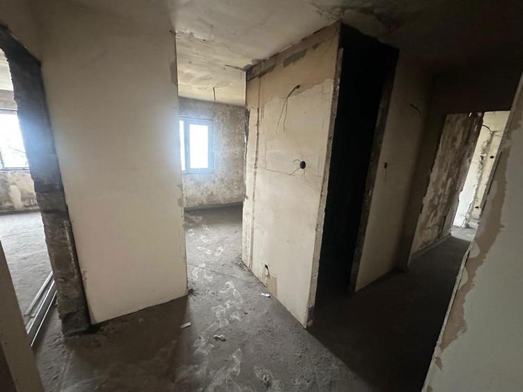 Apartament 3 canere vand s-au schimb - 8