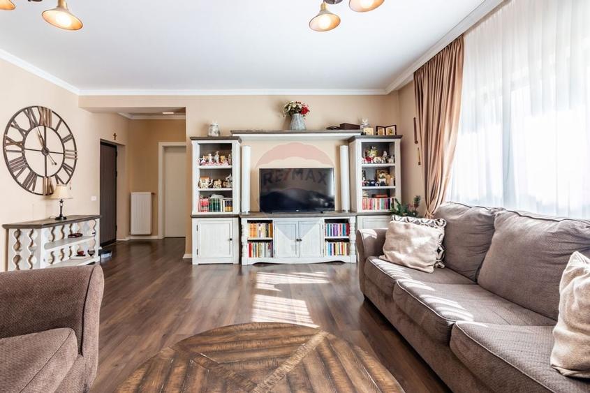 Apartament 5 camere în vilă | parter | Bucureștii Noi | 189 mp | 2020 - 7