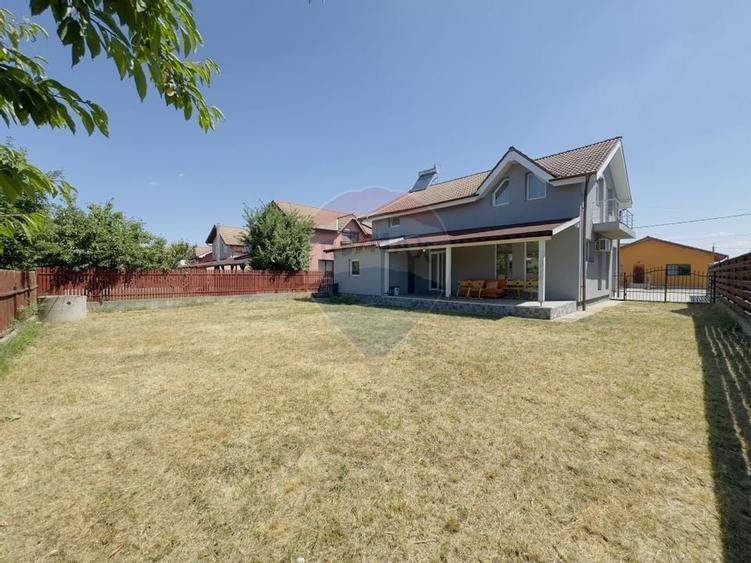 Casă cu 5 camere de vânzare Cartier Orizont 2 Paleu zona Metropolitana - 3