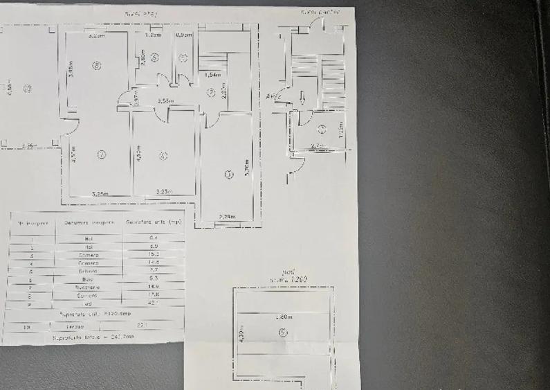 Vand apartament cu 3 camere Deva, in Vila cu 3 ap etaj 2 +230 mp teren - 1