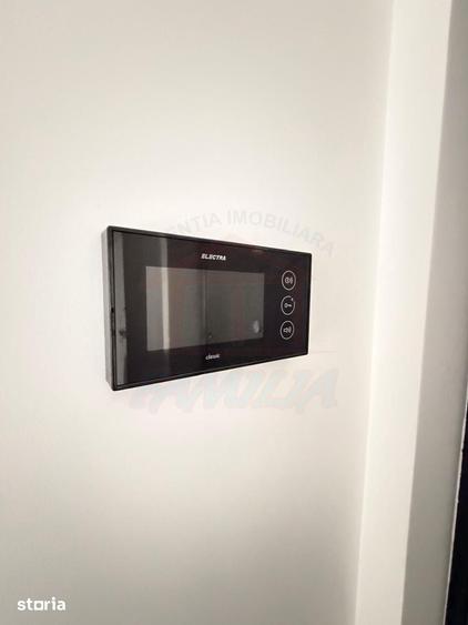 Apartament cu 2 camere în Micro 17