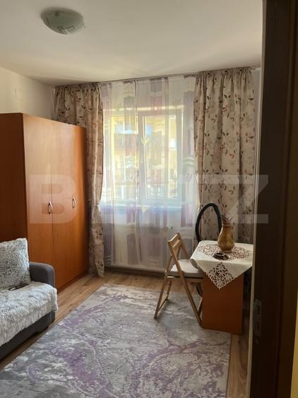 Apartament cu 2 camere semidecomandat, mobilat în Florești