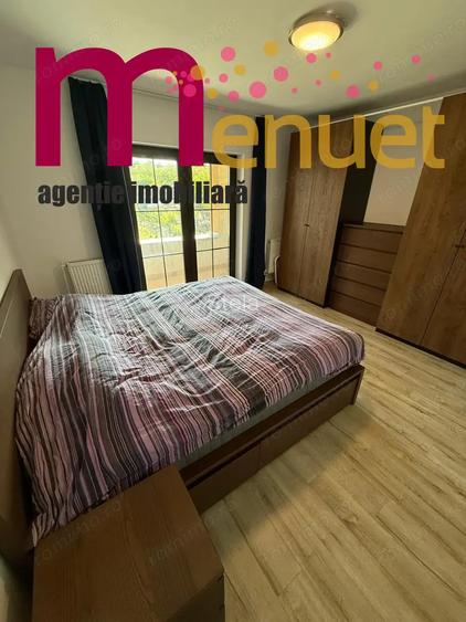 Casă cu 6 camere cu Teren 2000 Mp în Malcoci