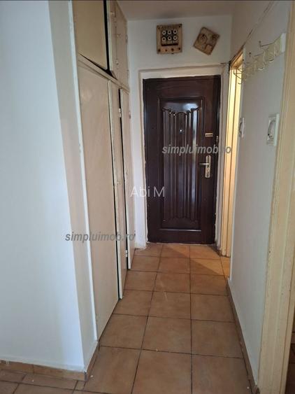 Garsoniera Metrou Costin Georgian Sector 3
