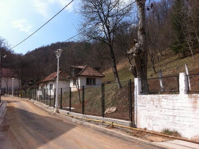 Teren Construcții intravilan de 4221 mp, în Central
