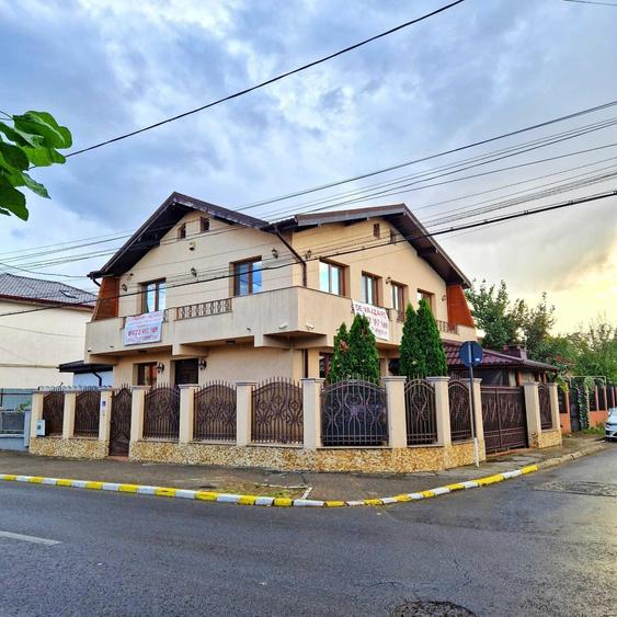 Casă cu 4 camere în Satu Nou