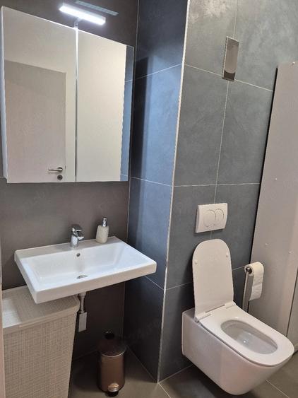 Apartament cu 2 camere semidecomandat în Torontalului