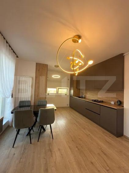 Apartament cu 3 camere decomandat, mobilat în Tractorul