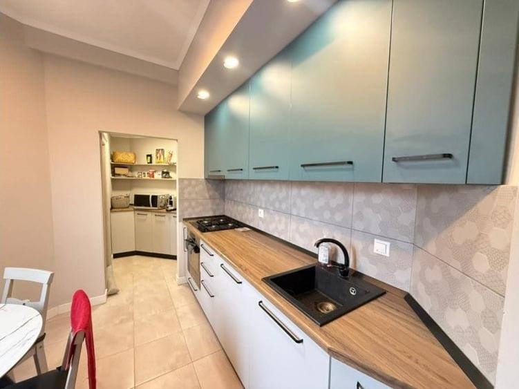 Apartament cu 3 camere, mobilat în Primăverii