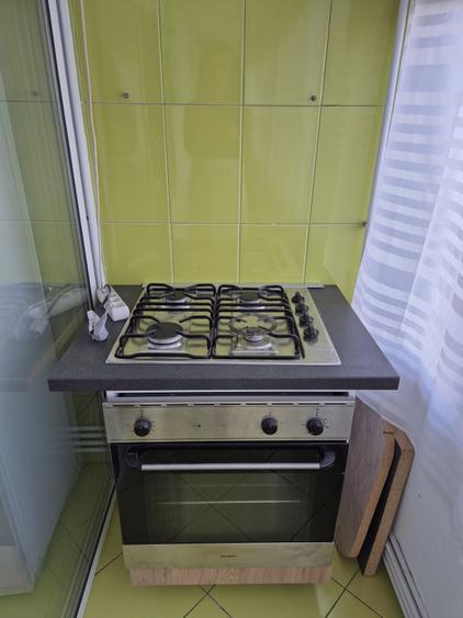 Garsonieră decomandată în Central