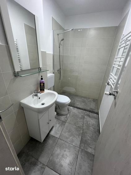 Apartament cu 2 camere, mobilat în Central