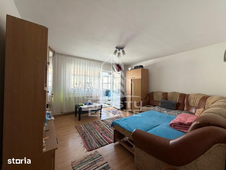 Apartament cu 2 camere decomandat în Șagului