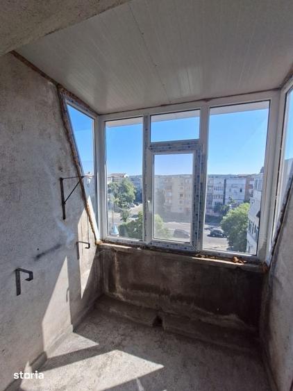 Apartament cu 4 camere decomandat în Lăpuș Argeș