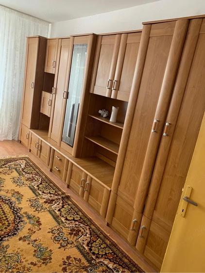 Apartament cu 2 camere decomandat în Petros