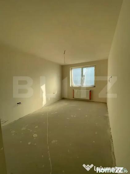 Apartament cu 2 camere semidecomandat în Chinteni