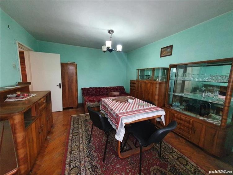 Apartament doua camere, decomandat, etaj unu, CT termopan, bloc anvelopat Zimbru - 1