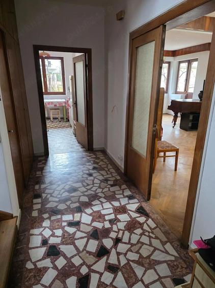 Casa ultra spatioasa la 3 min de Piata Sfatului - 3