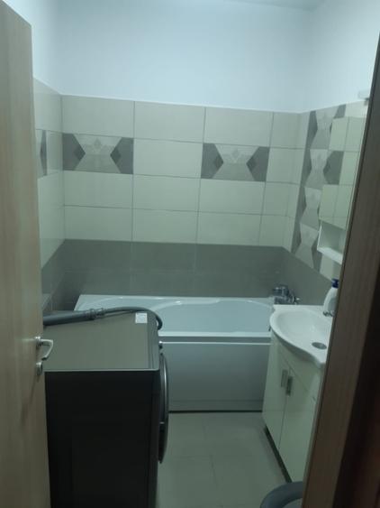 De vanzare apartament 2 camere - 3