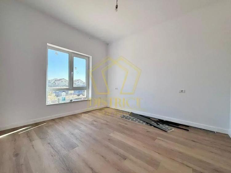 Duplex cu 5 camere, despartit prin camera tehnica I Dumbravita - 1