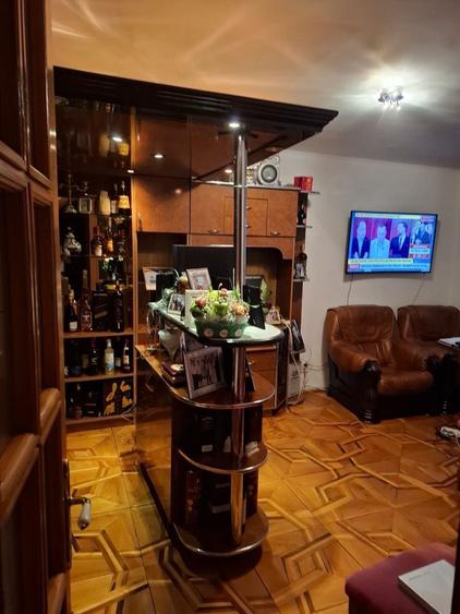 Apartament cu 3 camere de vanzare, exclus agentie - 8