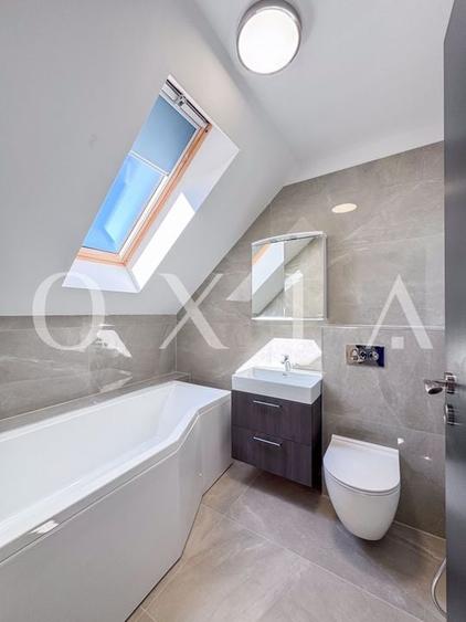 LX004 Casa cuplata P+E+M, Garaj, Zona Sagului. - 10