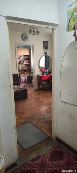 Apartament de vanzare - 4