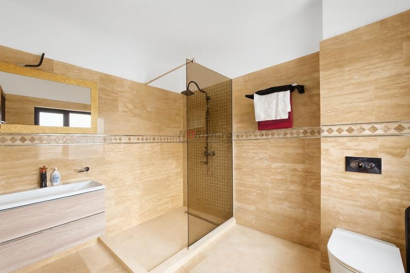 Casă individuală cu 8 camere cu Piscina în Snagov