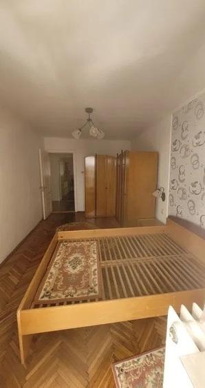 Aparatament 3 camere  decomandat , zona  Cetate - 4