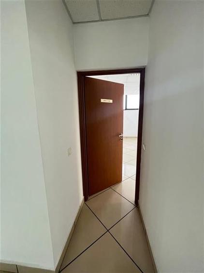 Inchiriere Showroom / Cladire Multifunctionala - 9