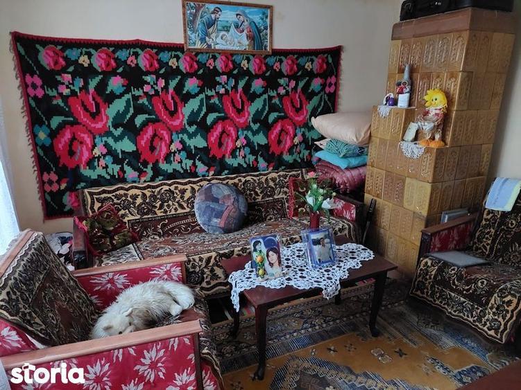 Vand casa de locuit si teren 4000 mp - 6