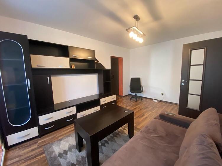 Ofer inchiriere ap 2 cam, Expo Parc, mobilat si utilat, 1500 lei - 1