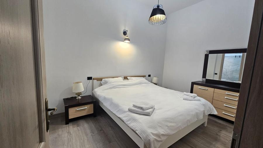 Inchiriez casa pe termen scurt 600/ zi 800 in weekend 0 mp utili, 1 - 4