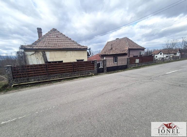 Casă individuală cu 2 camere cu Canalizare în Ciugud