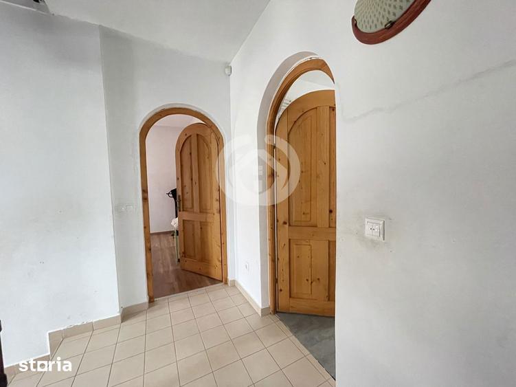 VANZARE CASA MODERNA CU TERASA SI GRADINA - SURA MICA, SIBIU - 3