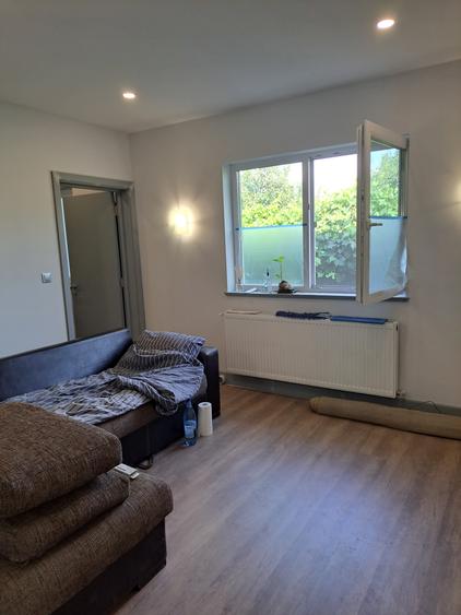 CASA NOUA PE UN NIVEL CU 4 CAMERE DOUA  BAI,LIVING, BUCATARIE  19 ARI TEREN - 7