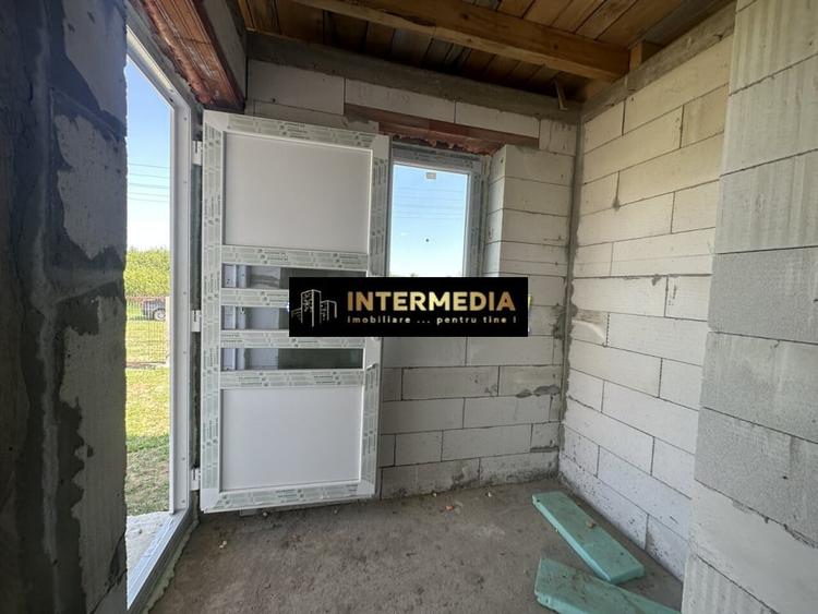 Casă individuală cu 3 camere cu Teren 570 Mp în Bărăbanț