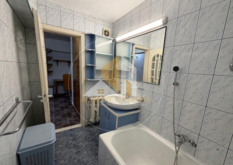 Apartament cu 3 camere decomandat, mobilat în Ștefan cel Mare