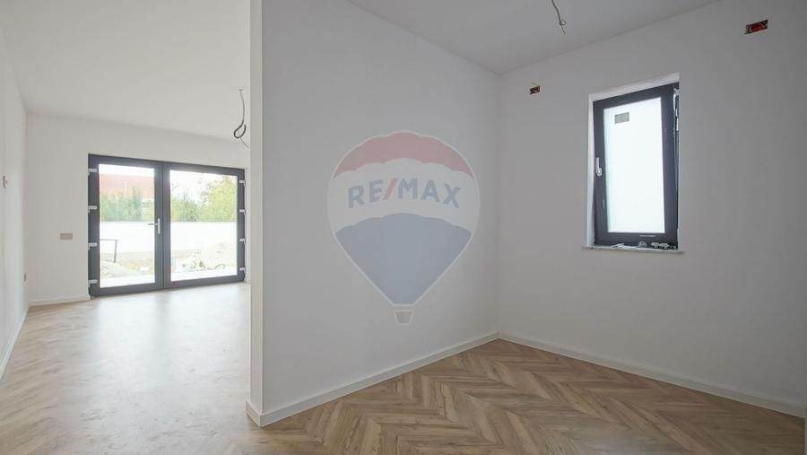 Comision 0 %! Casă cu 4 camere de vânzare în zona Stupini! - 15