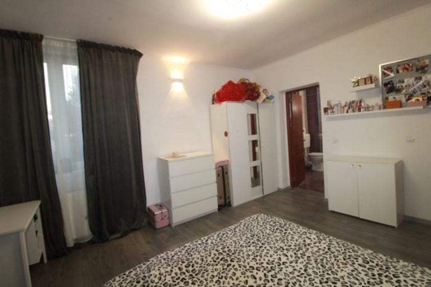 Vila de vanzare 9 camere|2008|Iancu Nicolae|Pipera - 7