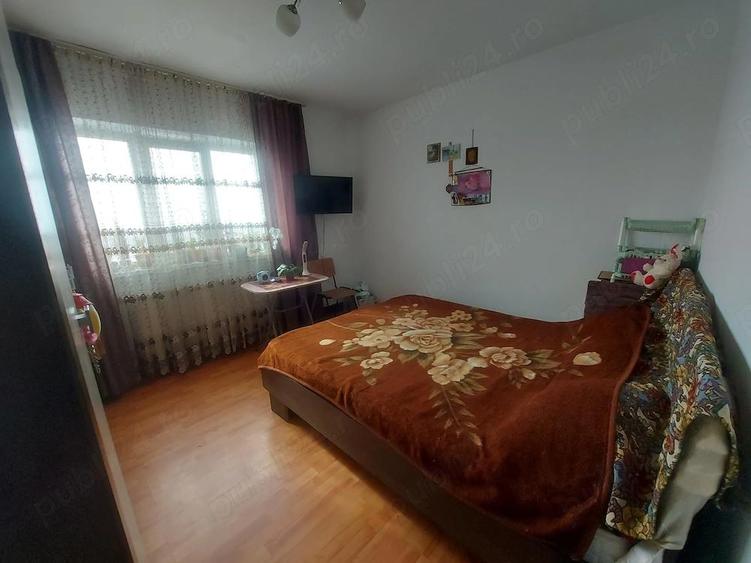 Vanzare apartament 3 camere, zona micro 11 - Targoviste - 9