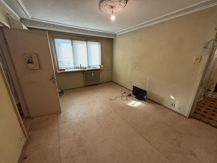 Apartament 2 camere zona Casa de Cultura - 1