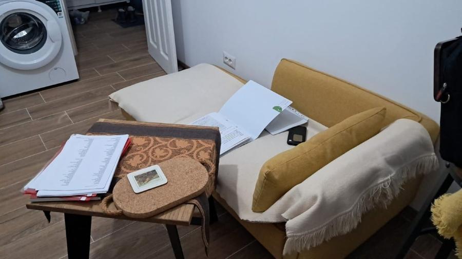 Unic proprietar vand Studio cochet renovat si mobilat in stil unic minimalist .. - 10