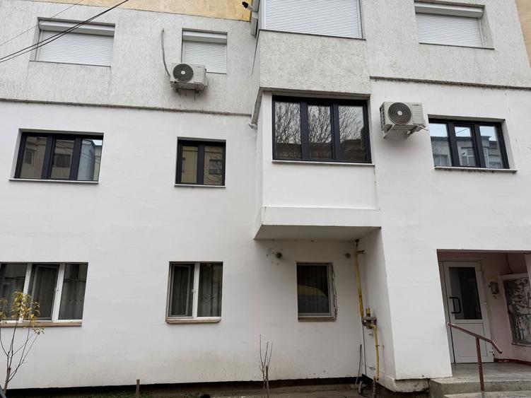 Apartament 3 camere renovat complet de vanzare sau INCHIRIAT - 8